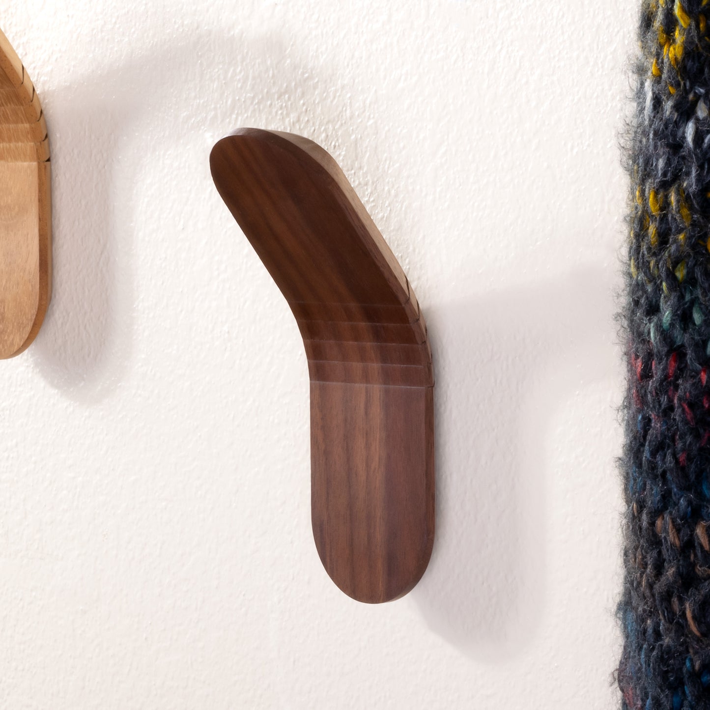 Single Oval Hook